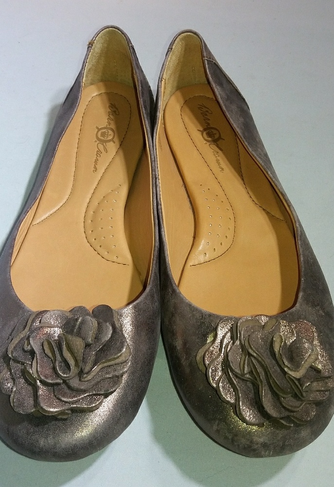 Born Crown All Leather Flats